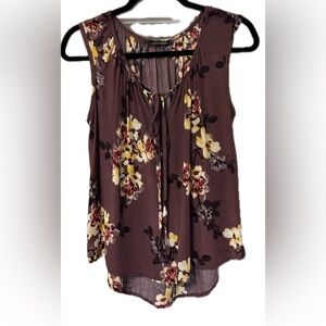 Paper Moon Sleeveless blouse. Size S